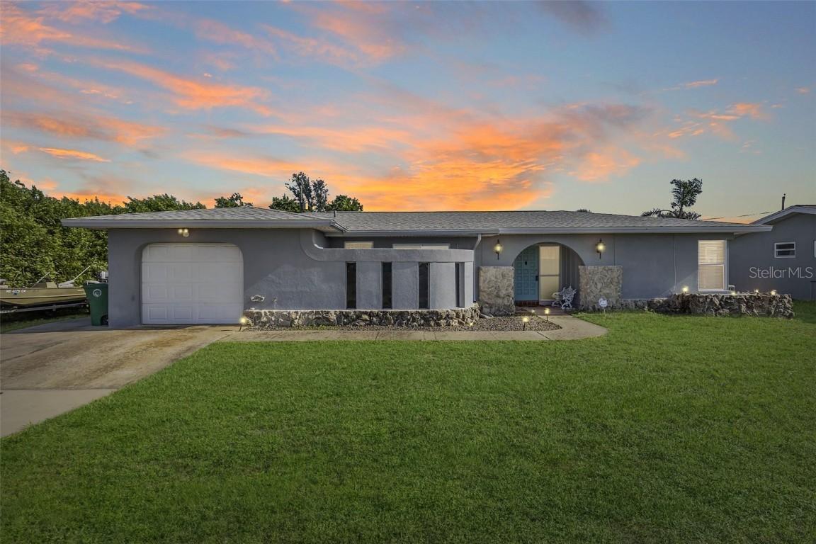 19436 Edgewater Dr., Port Charlotte, FL 33948