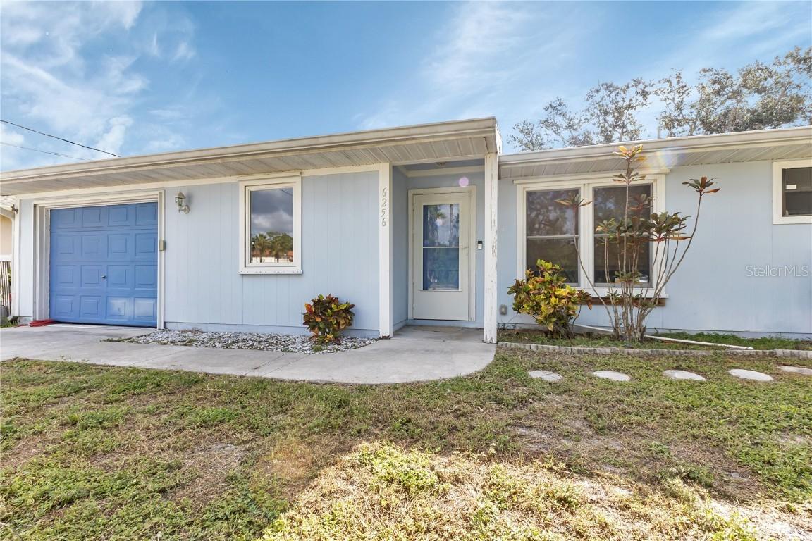 6256 Hoffman St., North Port, FL 34287
