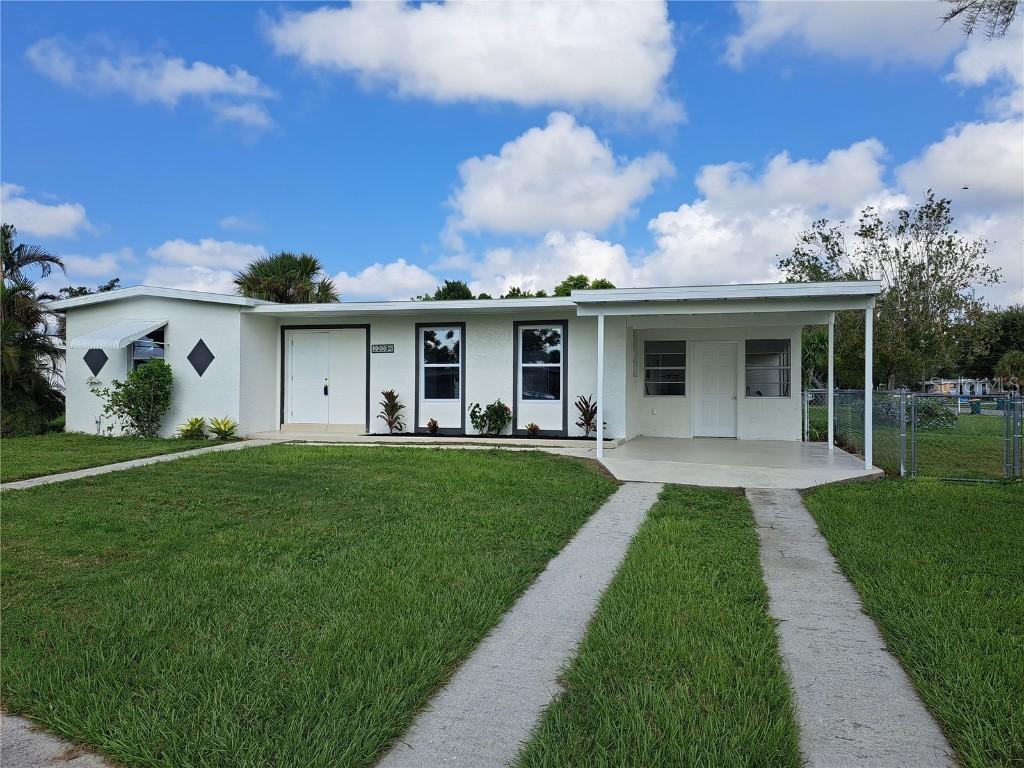 22034 Catherine Ave., Port Charlotte, FL 33952