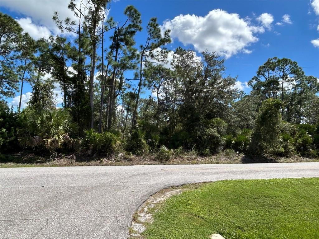 23331 Aberdeen Ave., Port Charlotte, FL 33952