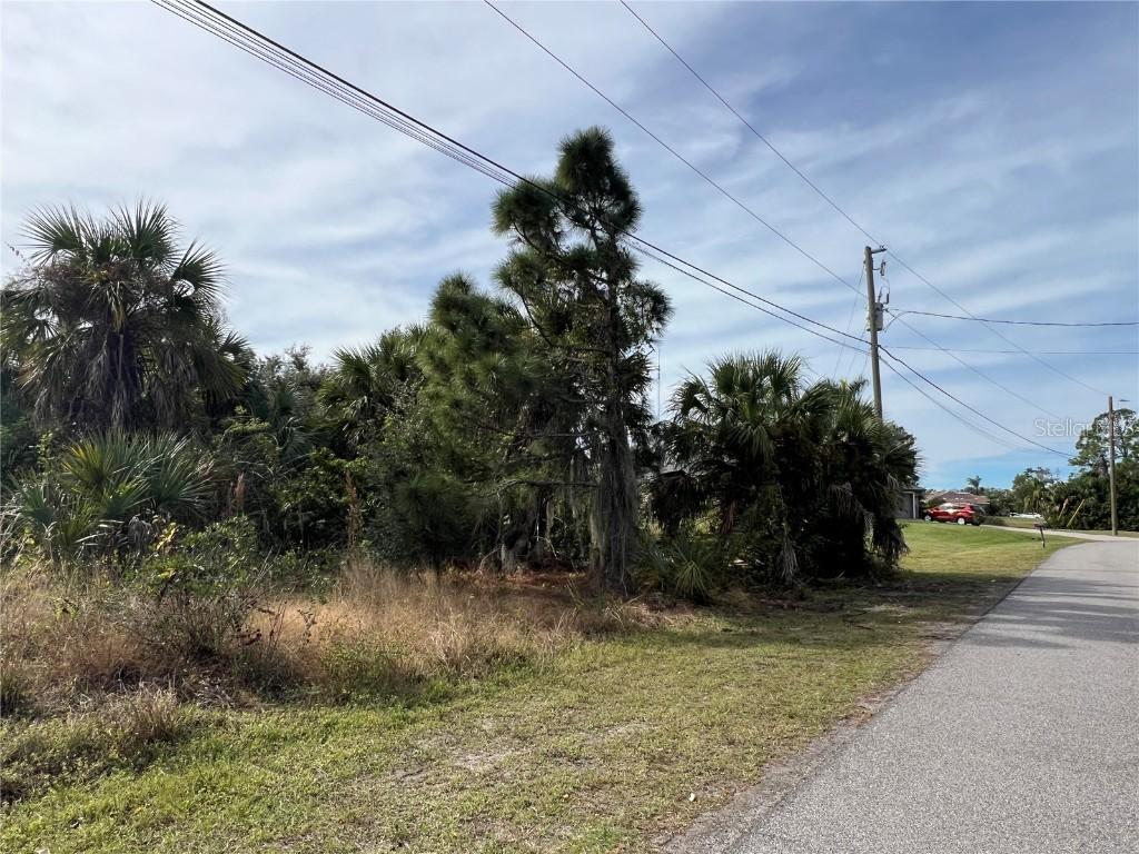 Hightower Rd., North Port, FL 34288