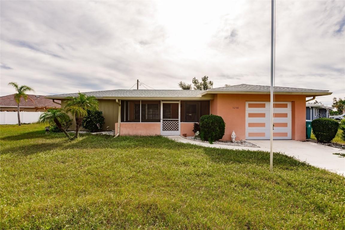 3238 Scotia St., Port Charlotte, FL 33952