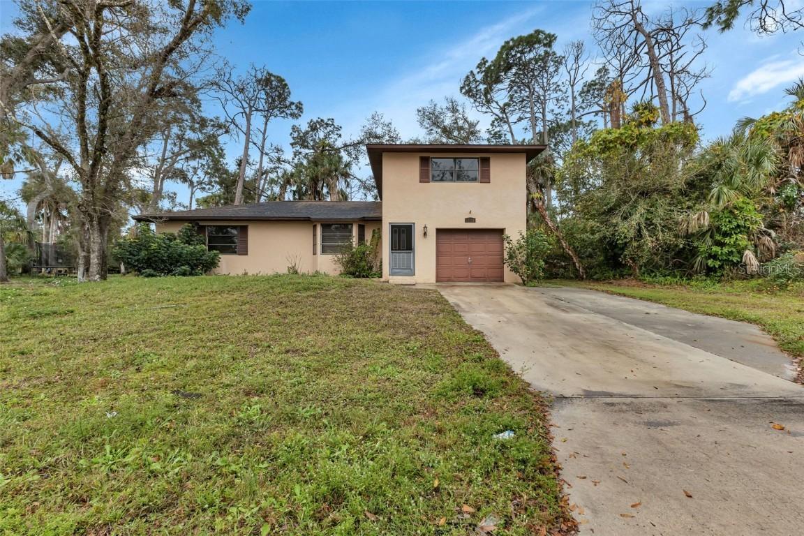 17113 Russell Ave., Port Charlotte, FL 33954