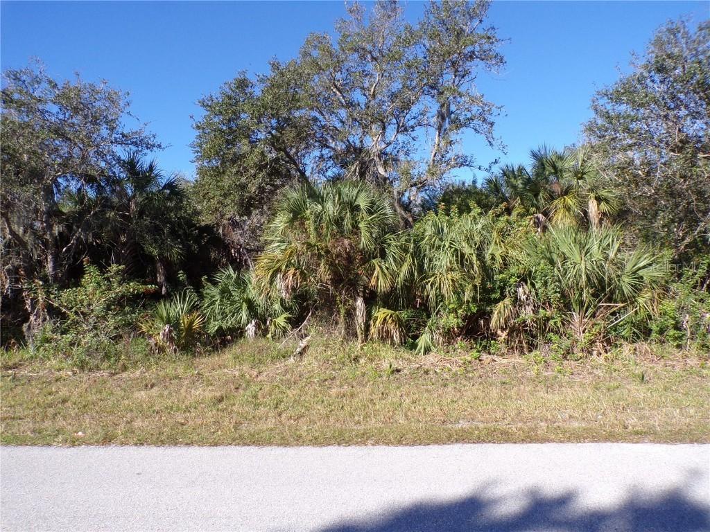 493 Sycamore St., Port Charlotte, FL 33954