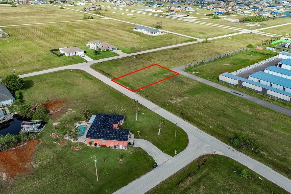 3227 NW 7th St., Cape Coral, FL 33993