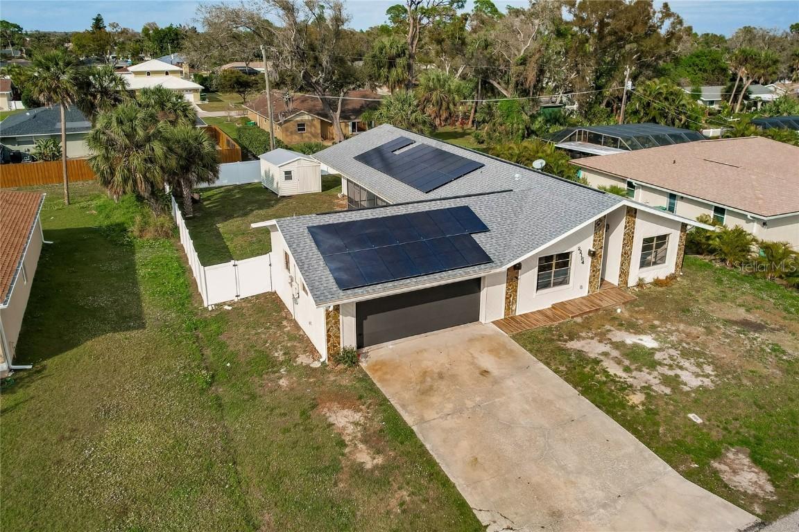 22184 Lancaster Ave., Port Charlotte, FL 33952