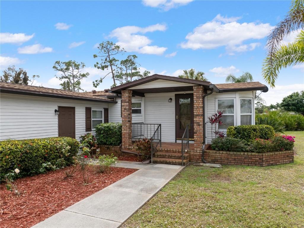 10752 Timber Pines Ct., North Fort Myers, FL 33903
