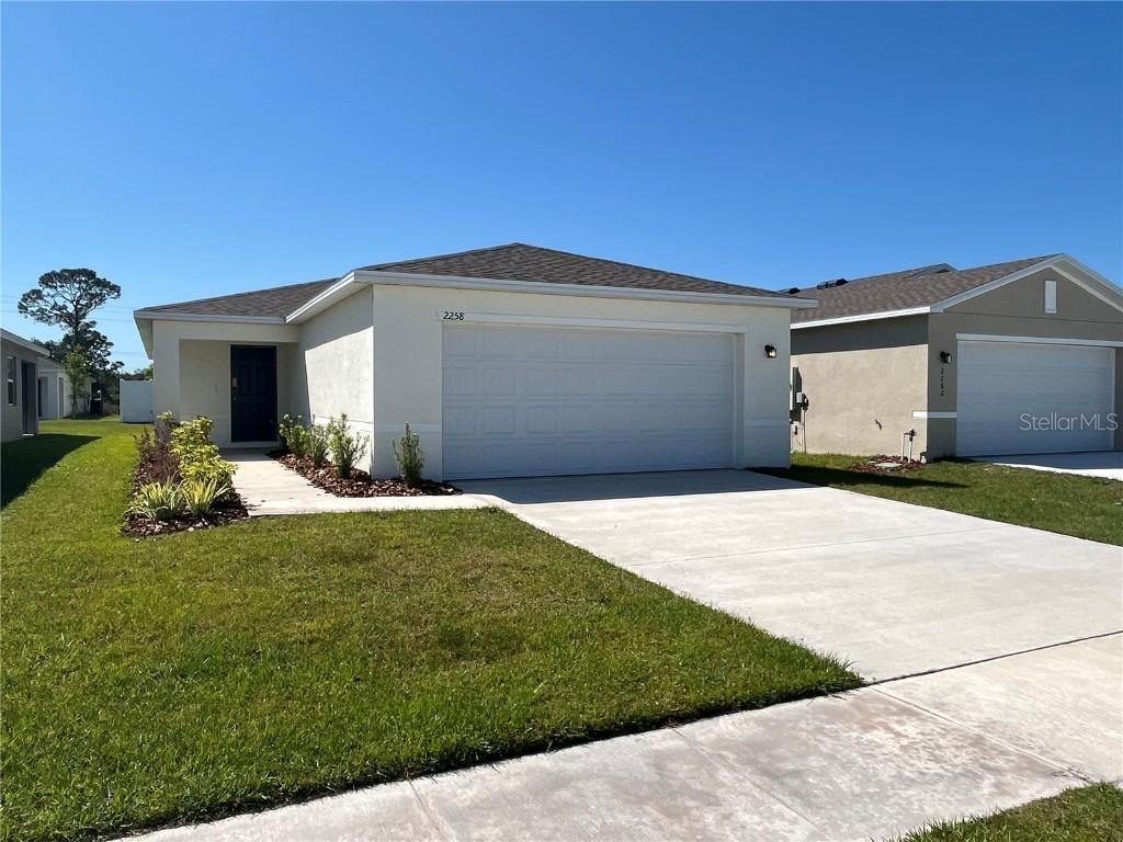 2258 Majestic Span Ave., Eagle Lake, FL 33839