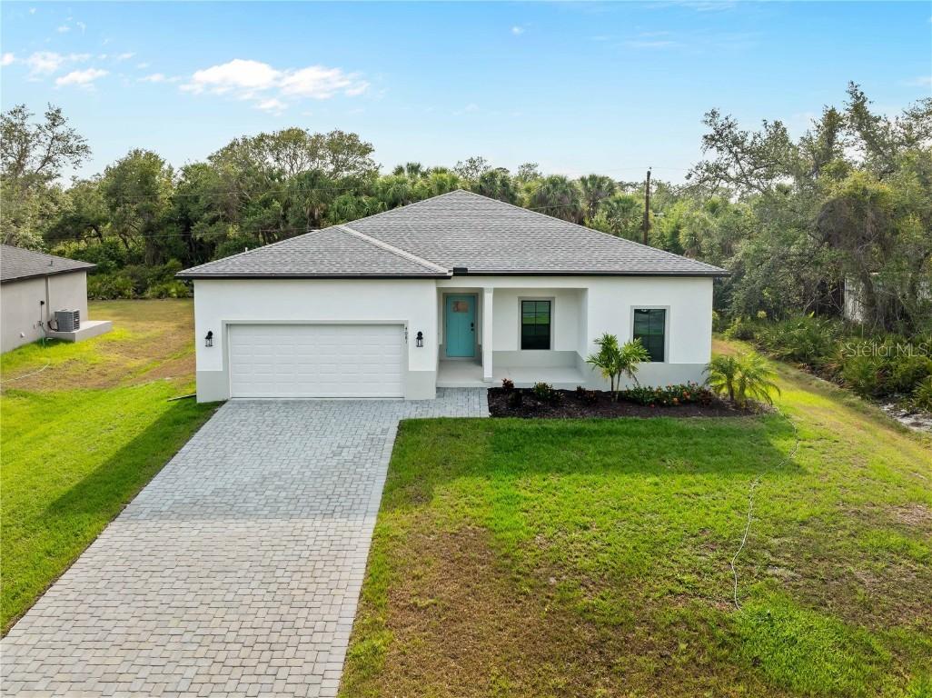 4081 Felhorn St., Port Charlotte, FL 33948