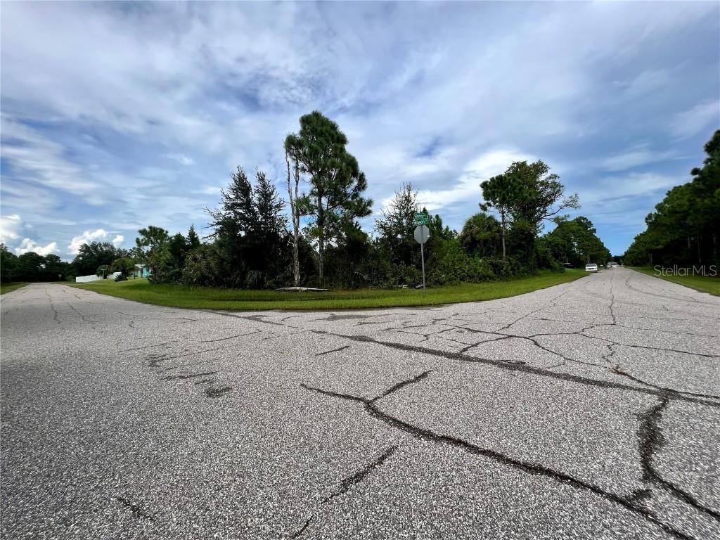 12068 Alumna Ave., Port Charlotte, FL 33981