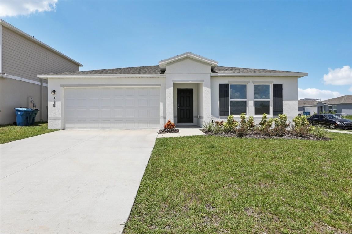 3528 Dahlia Dr., Haines City, FL 33844