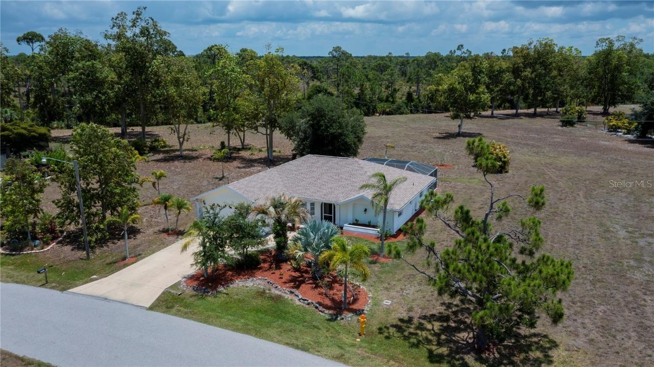 16161 Juarez Cir., Punta Gorda, FL 33955
