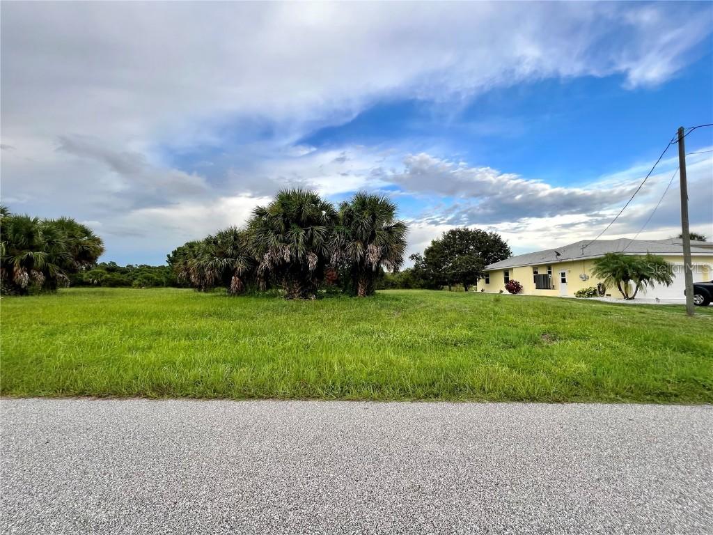 172 Tournament Rd., Rotonda West, FL 33947