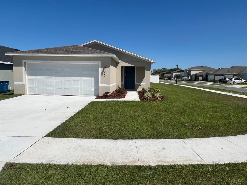 2203 Majestic Span Ave., Eagle Lake, FL 33839