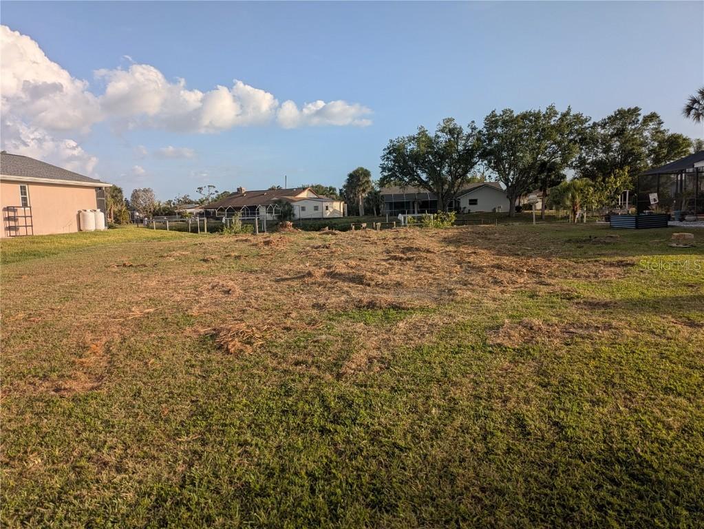 18641 Klingler Cir., Port Charlotte, FL 33948