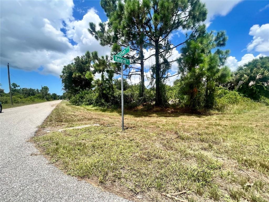 12224 Vaughan Ave., Port Charlotte, FL 33981