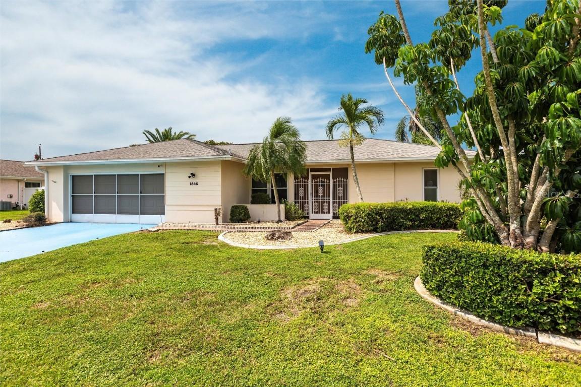 1546 Canal St., Lehigh Acres, FL 33936