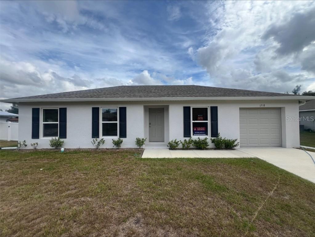 1218 Marlow St., Port Charlotte, FL 33952