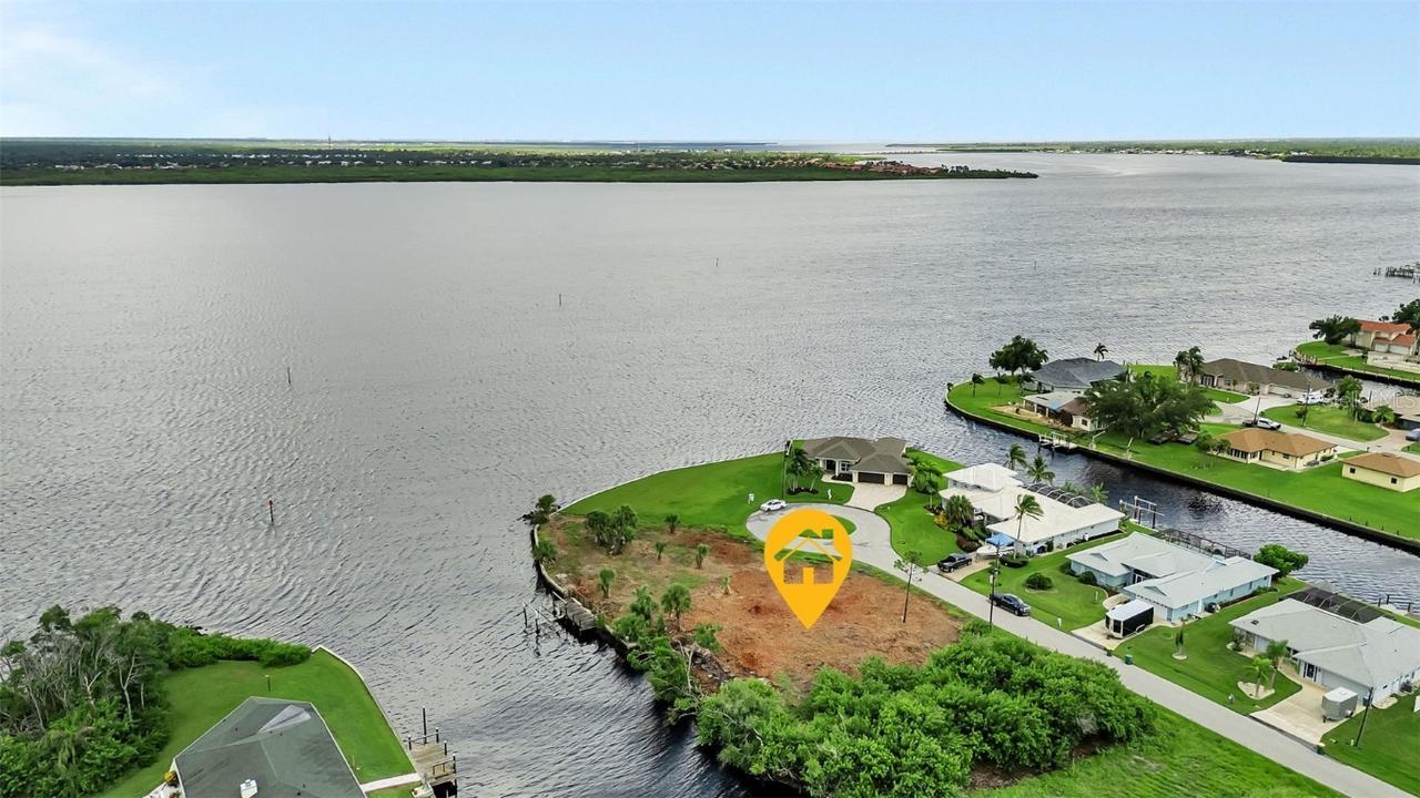 12430 Quinlan Ave., Port Charlotte, FL 33981