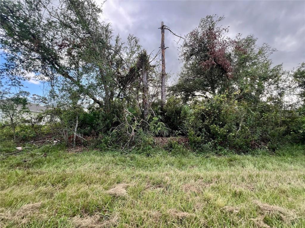 12189 Vaughan Ave., Port Charlotte, FL 33981