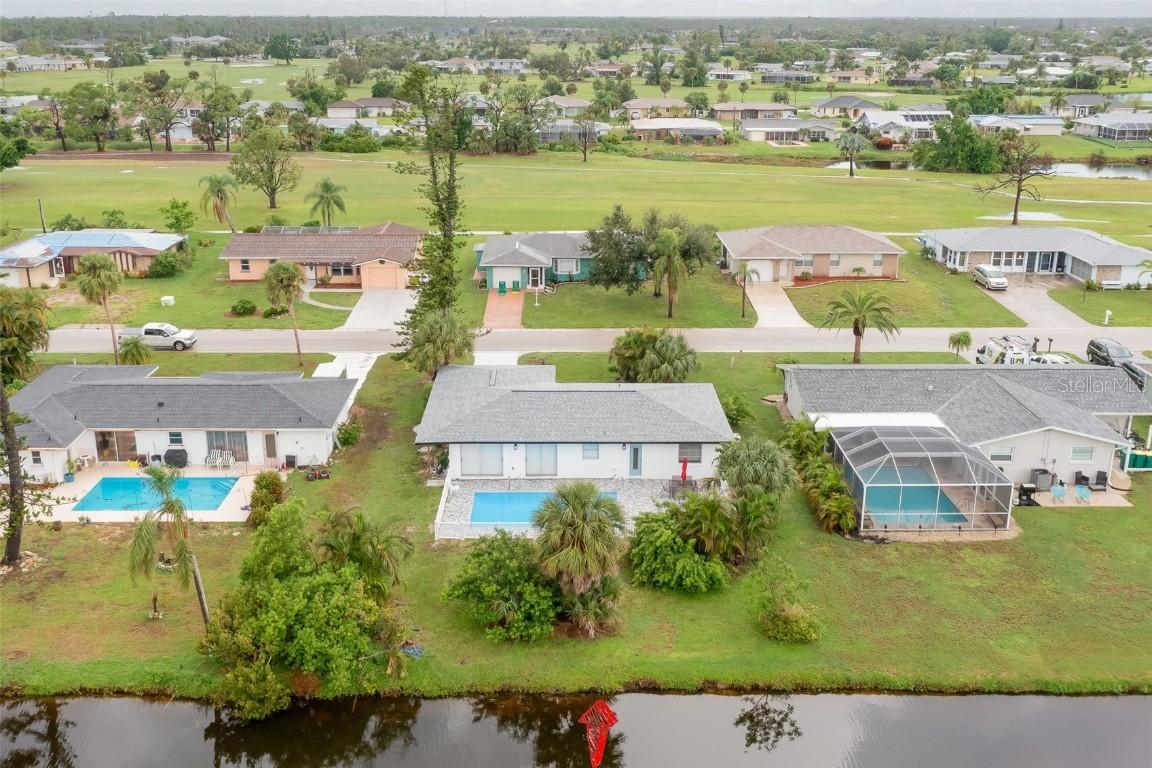 25 Caddy Rd., Rotonda West, FL 33947