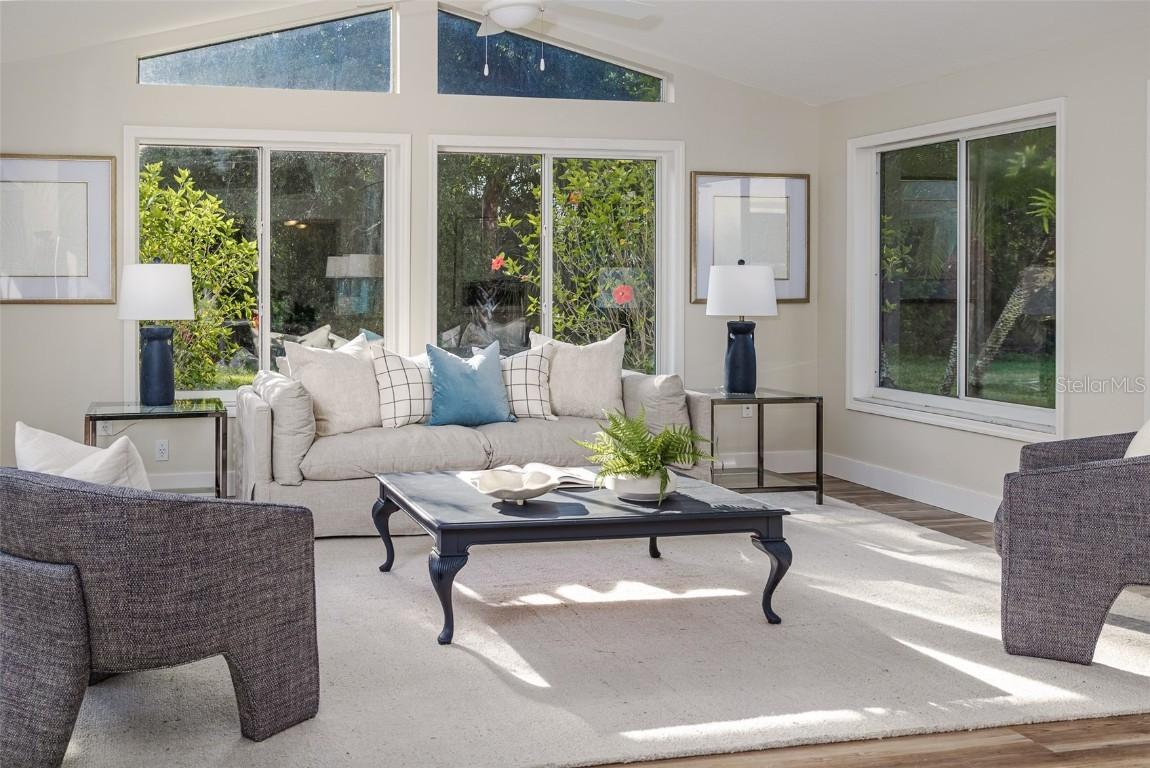 956 Harbor Town Dr., Venice, FL 34292
