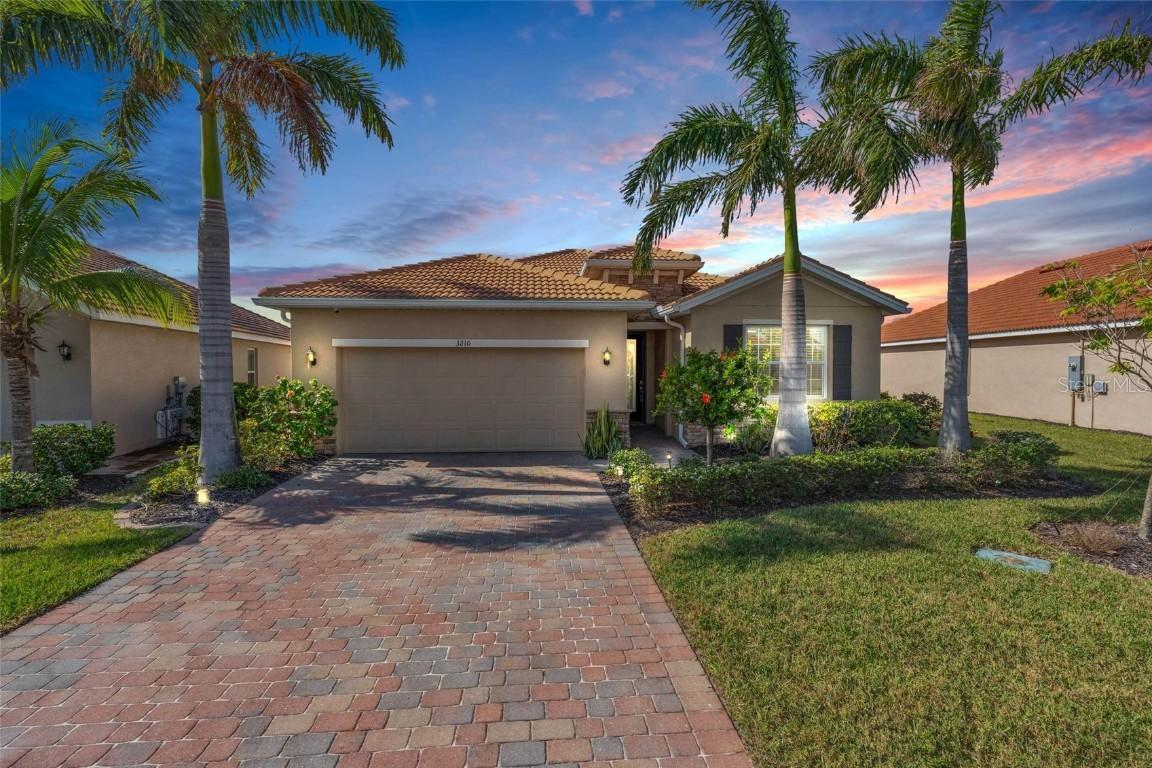 3210 Birchin Ln., Fort Myers, FL 33916