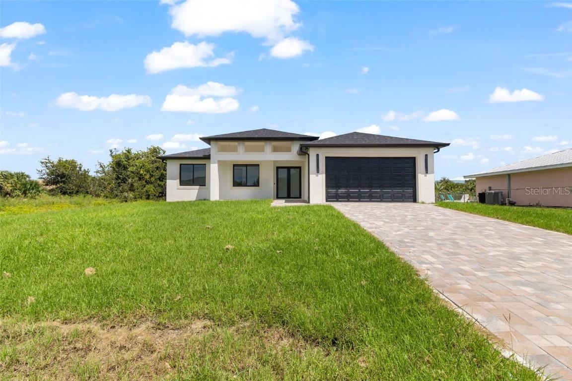 13630 Allamanda Cir., Port Charlotte, FL 33981
