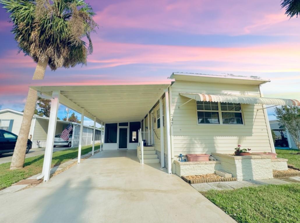 207 Blackburn Blvd., North Port, FL 34287