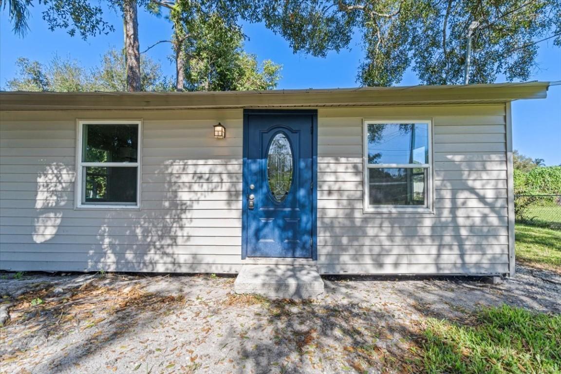 454 Ellis St., North Fort Myers, FL 33903