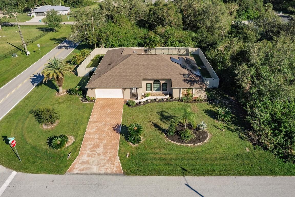 21561 Quesada Ave., Port Charlotte, FL 33952