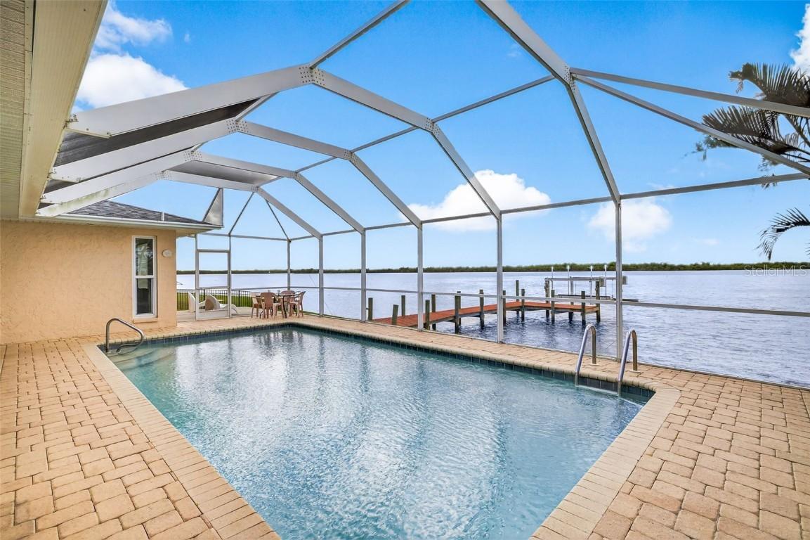 3220 Peace River Dr., Punta Gorda, FL 33983