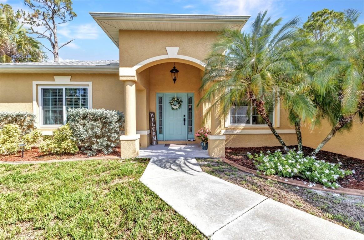 1205 Bartlett Ave., North Port, FL 34288
