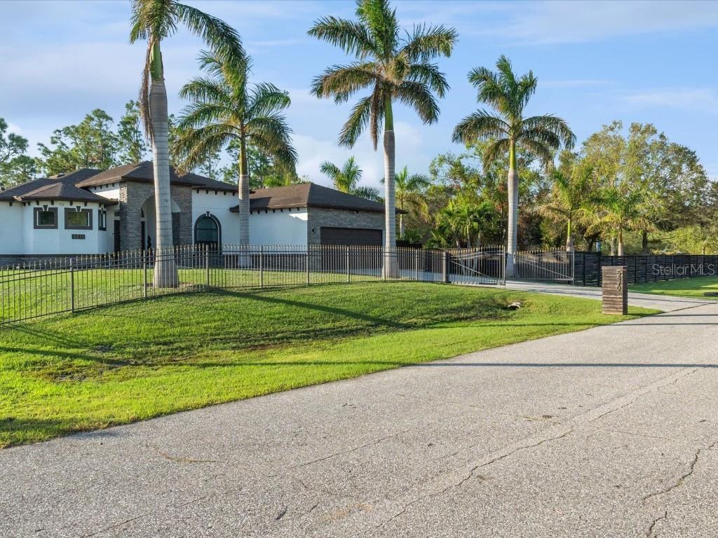 5870 Hornbuckle Blvd., North Port, FL 34291