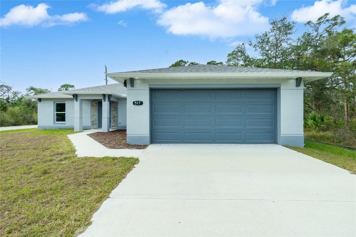 517 Biscayne Dr., Port Charlotte, FL 33953