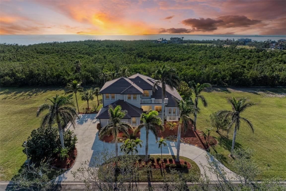 21391 Harborside Blvd., Port Charlotte, FL 33952