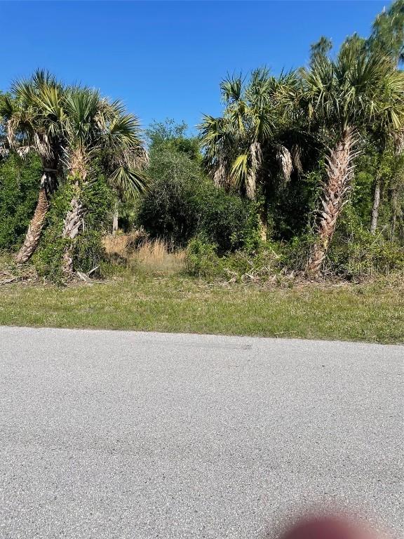 414 Leona St., Port Charlotte, FL 33954