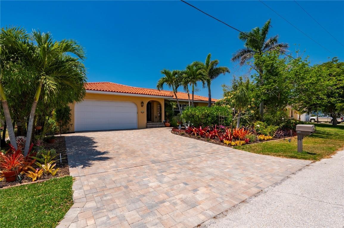 805 Brenda Ct., Punta Gorda, FL 33950