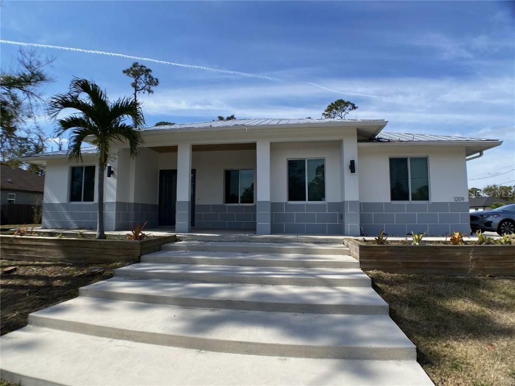 1209 Nordendale Blvd., North Port, FL 34288