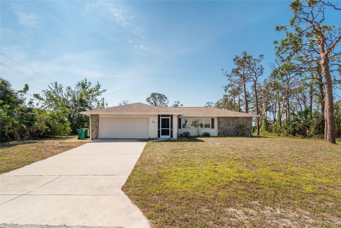 1971 Massachusetts Ave., Englewood, FL 34224