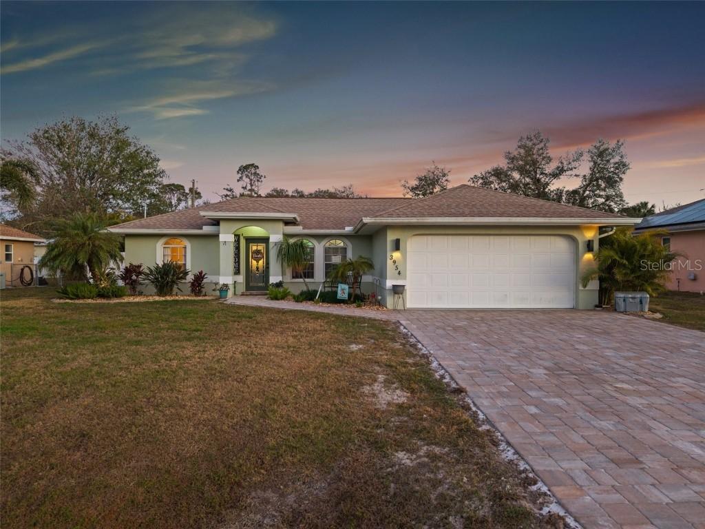 3954 S Chamberlain Blvd., North Port, FL 34286