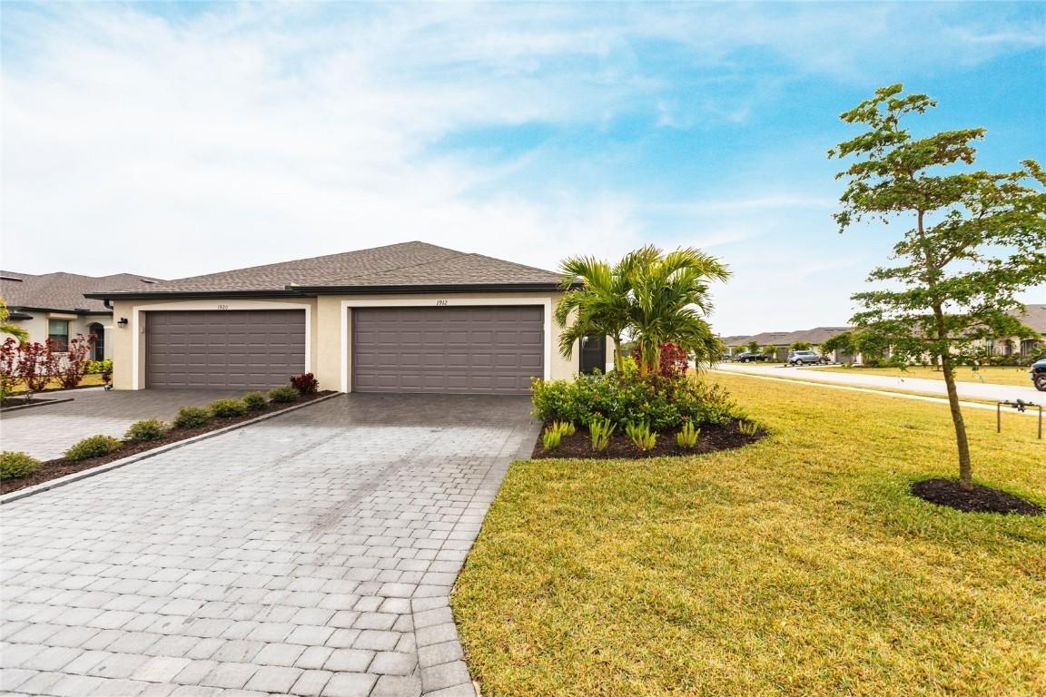 1912 Saddlewood Cir., Port Charlotte, FL 33953