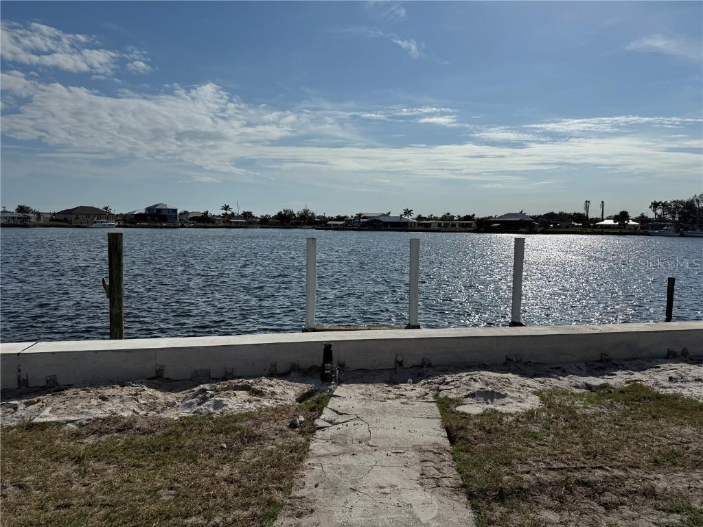 21535 Edgewater Dr., Port Charlotte, FL 33952