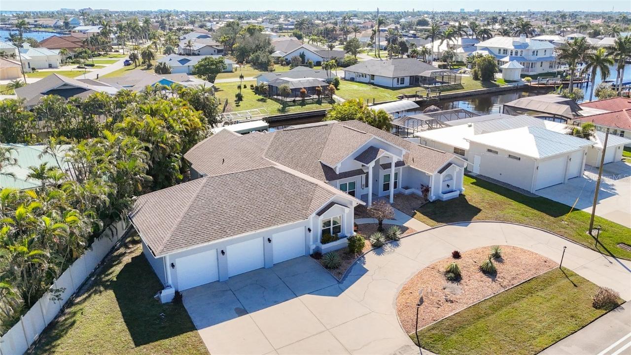 2124 Cornwallis Pkwy., Cape Coral, FL 33904