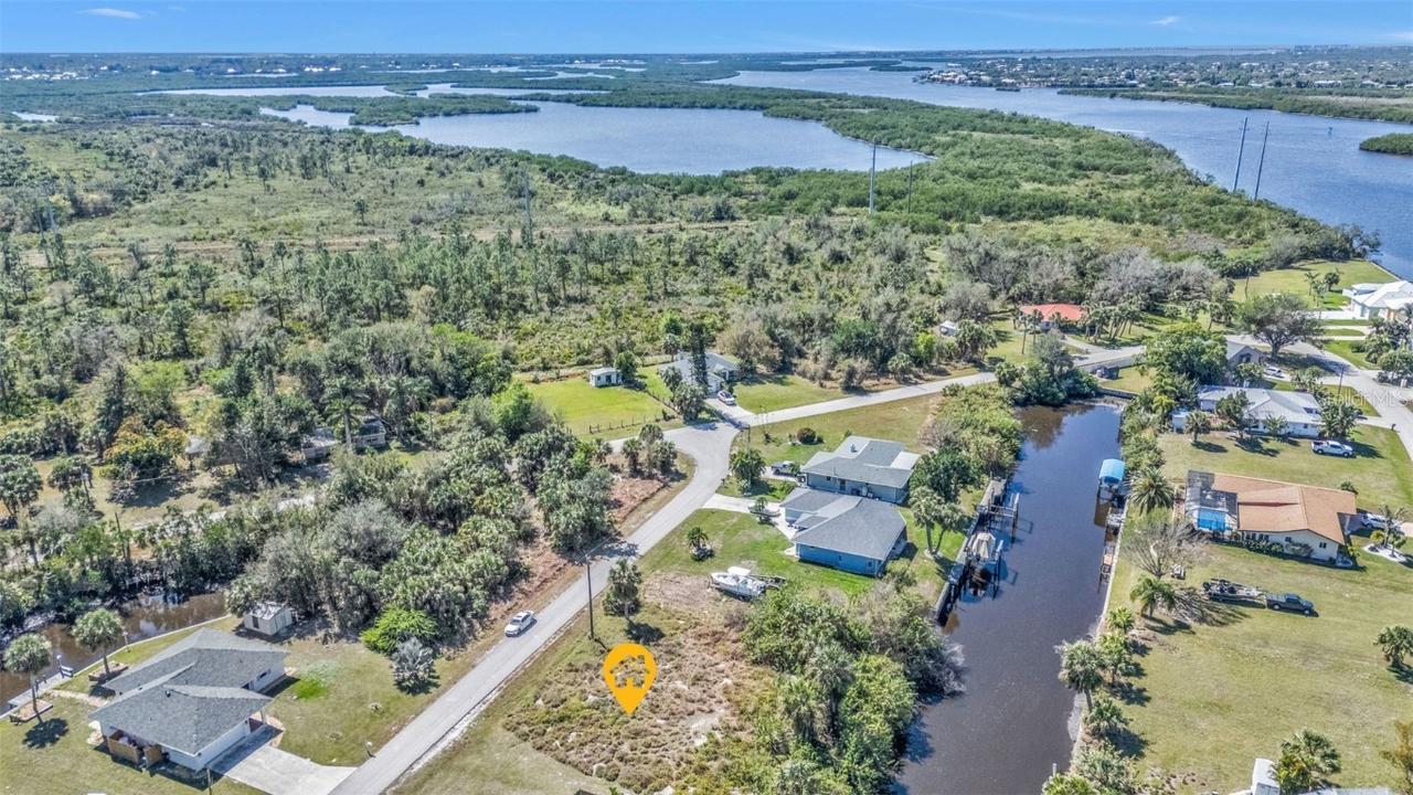 2061 Palm Harbor Ter., Punta Gorda, FL 33982