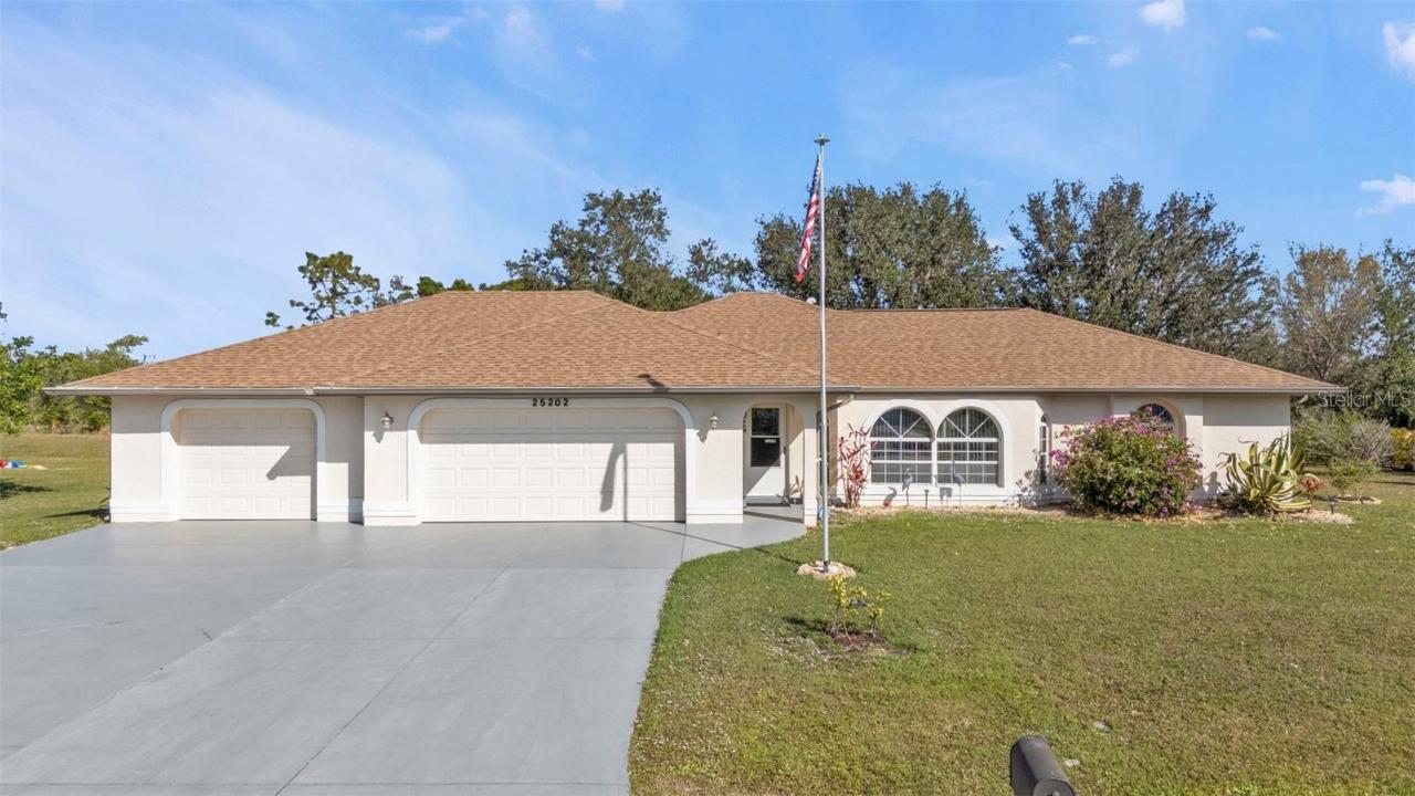 25202 Chiclayo Ave., Punta Gorda, FL 33983