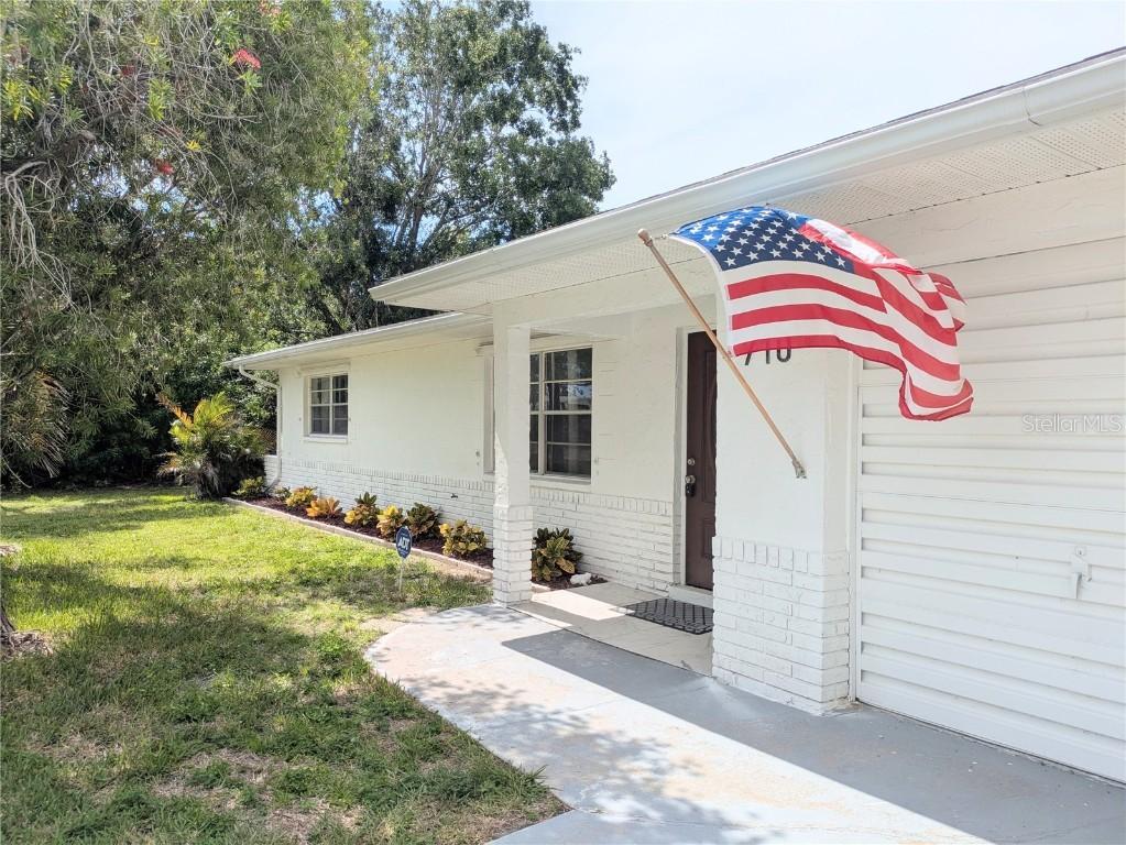 710 Aqui Esta Dr., Punta Gorda, FL 33950