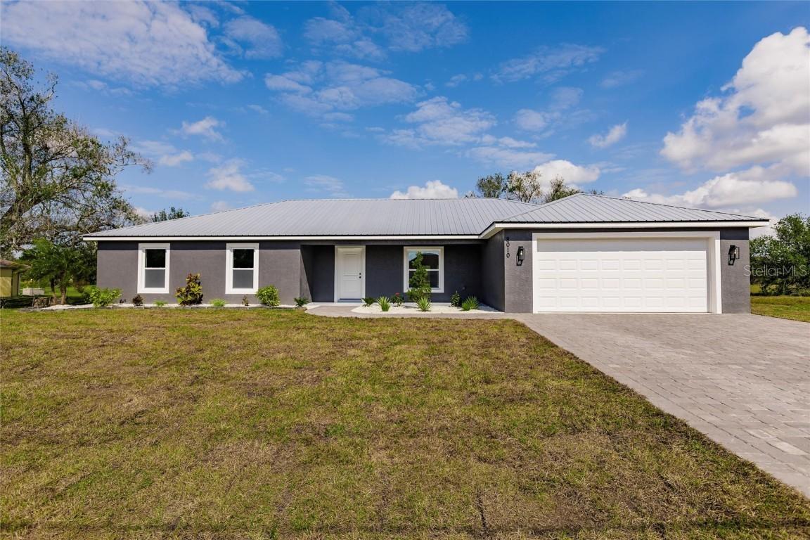 8010 SW Sunny Oaks Dr., Arcadia, FL 34269