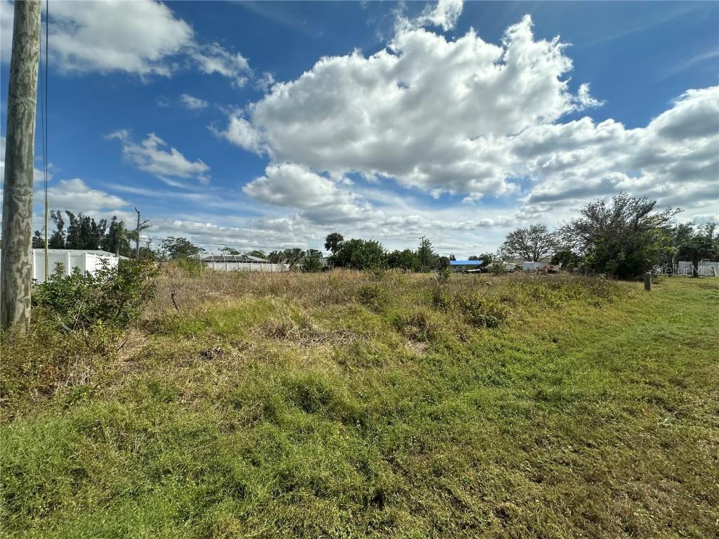 3188 Port Charlotte Blvd., Port Charlotte, FL 33952