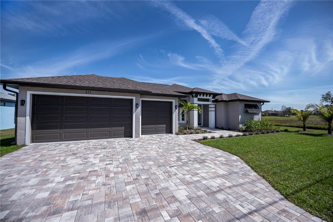855 Rotonda Cir., Rotonda West, FL 33947